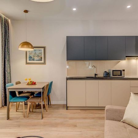 Royal Theatre Apartment Спліт Екстер'єр фото