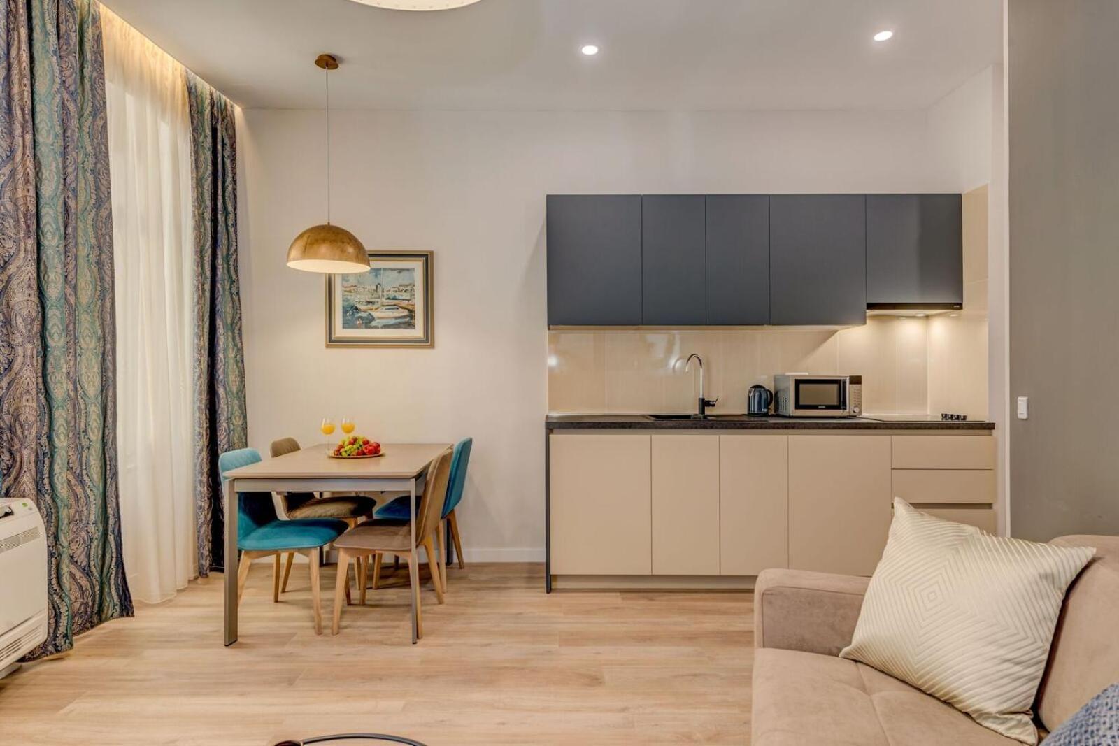 Royal Theatre Apartment Спліт Екстер'єр фото